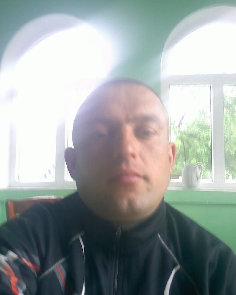  ,   Djorj, 38 ,   ,   , c , 