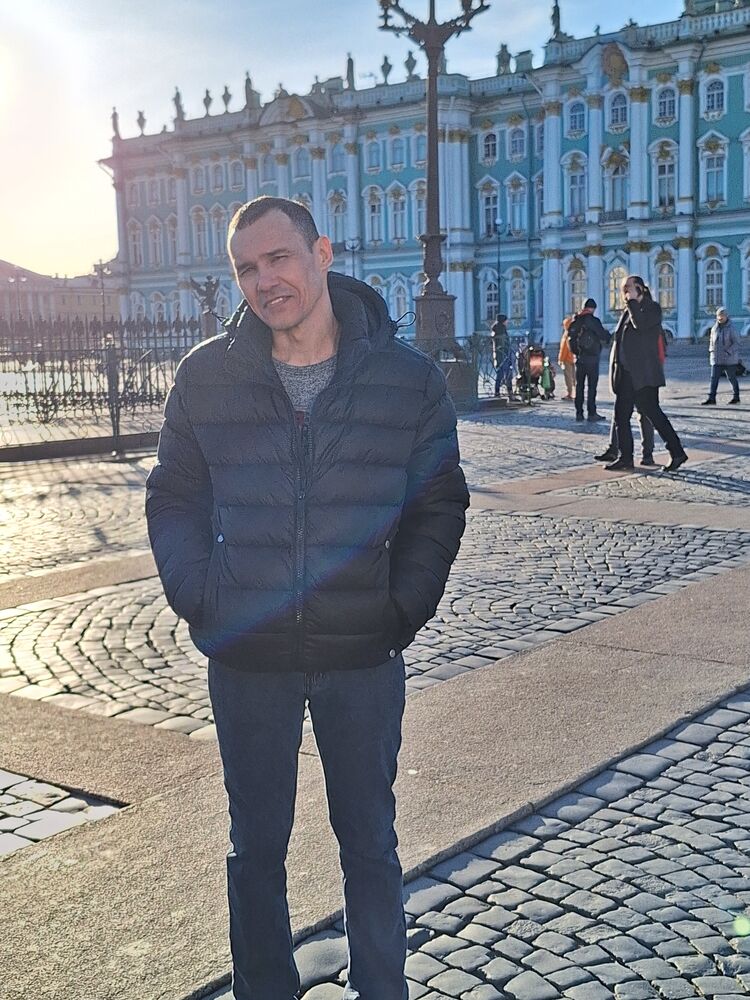  44164008  Aleksandr, 44 ,     