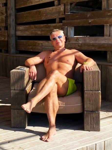  40685328  , 49 ,    Nha Trang