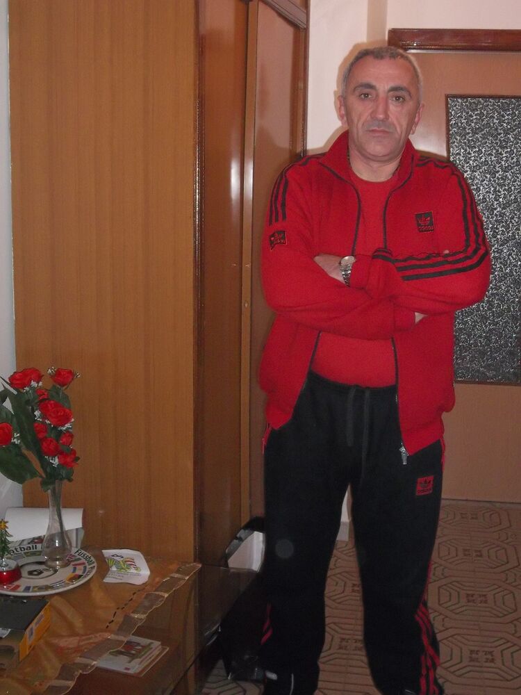  8387608  Adolt, 55 ,    