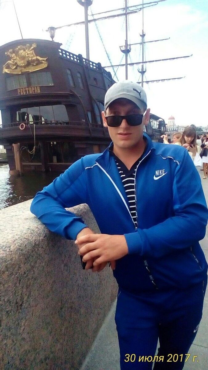  10165448  Anton, 37 ,    