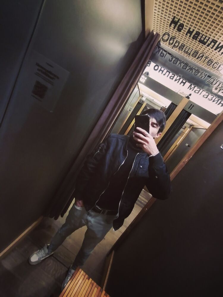 27664878  , 30 ,    