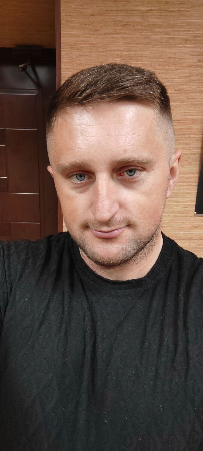  54042288  Seregad, 38 ,    