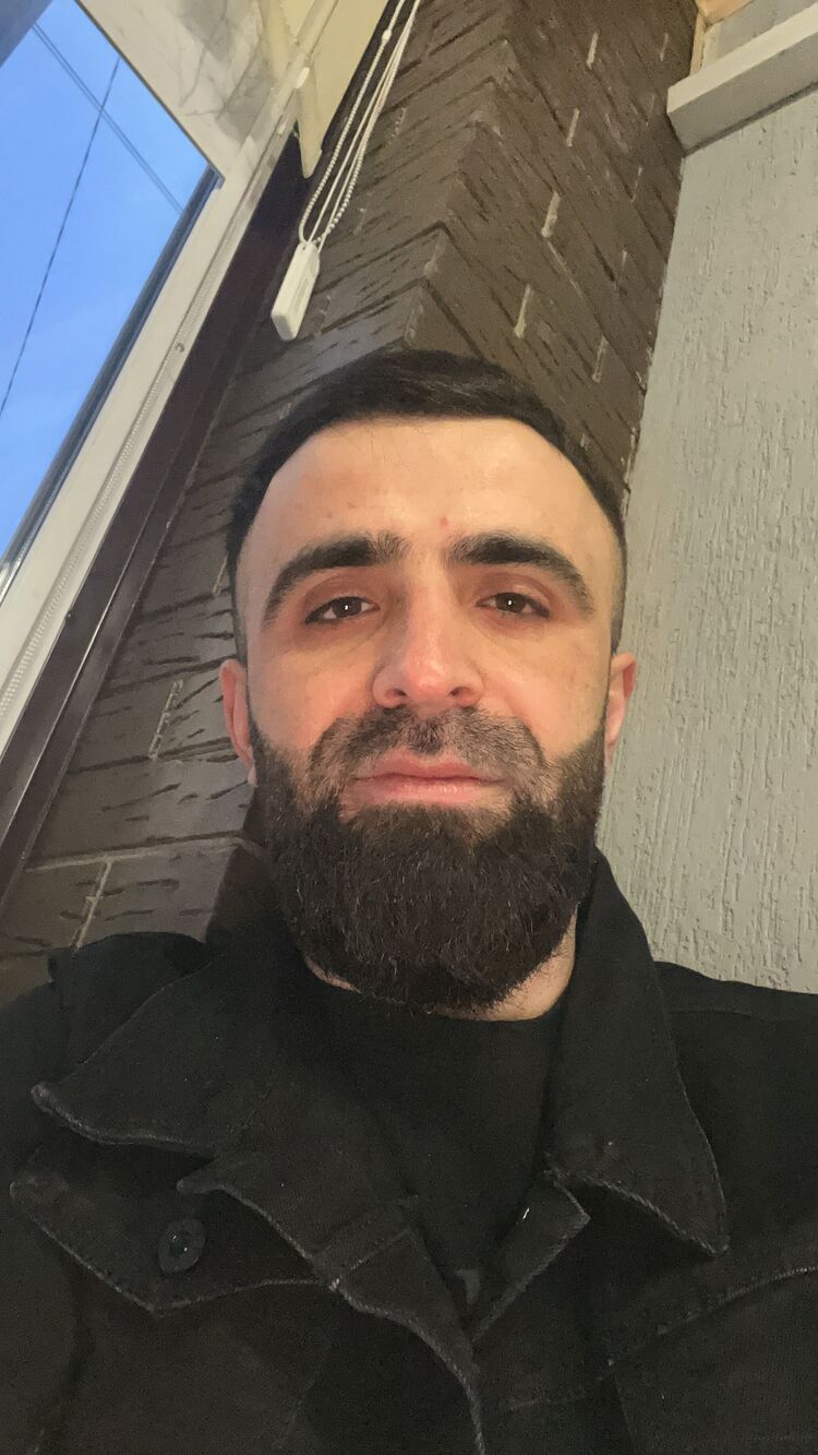  49967018  , 30 ,    