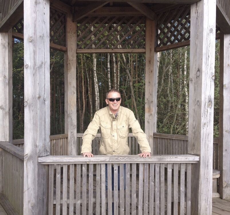  ,   Fils, 57 ,   