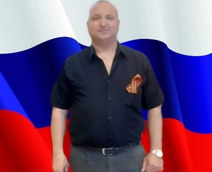  44455638  Shahen, 49 ,    