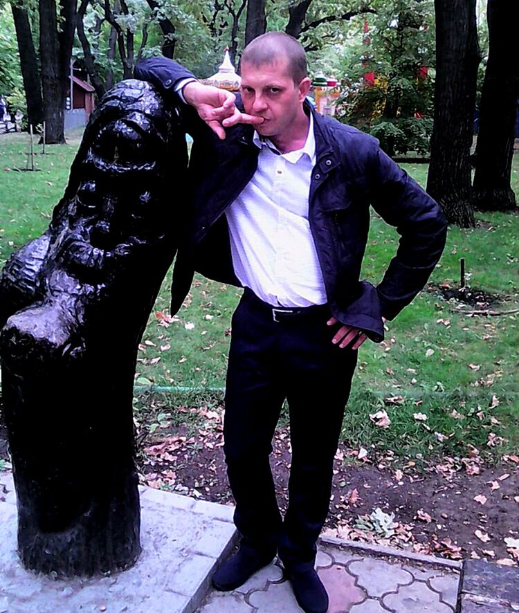  31126728  Dmitry, 47 ,    