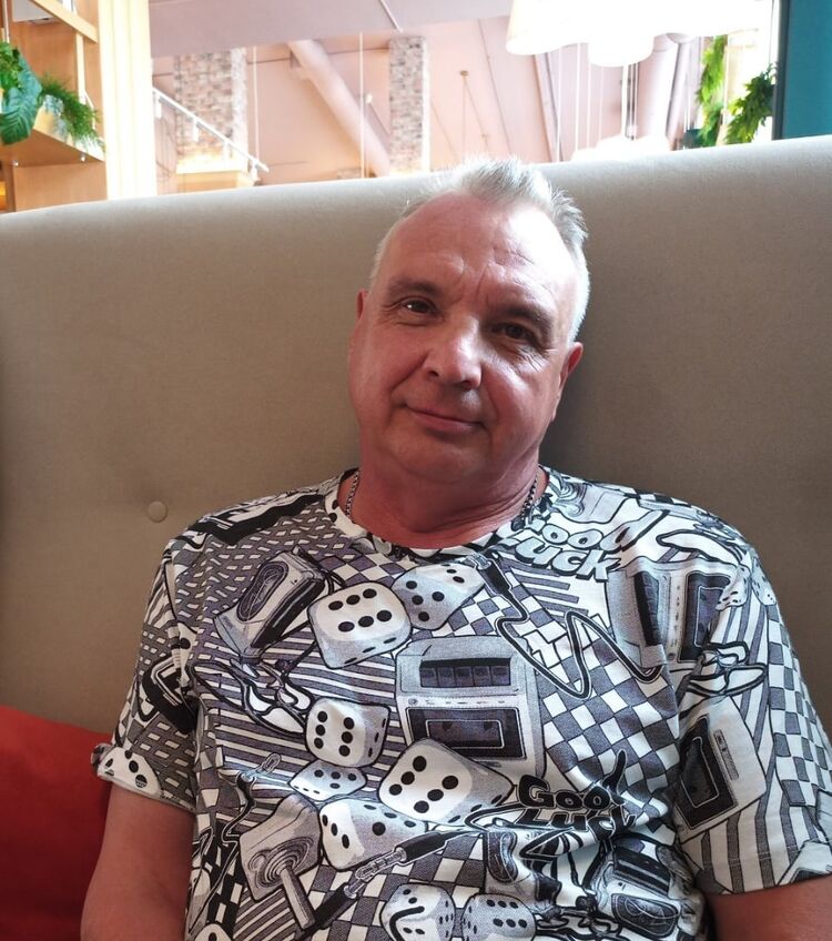  44779048  , 60 ,    