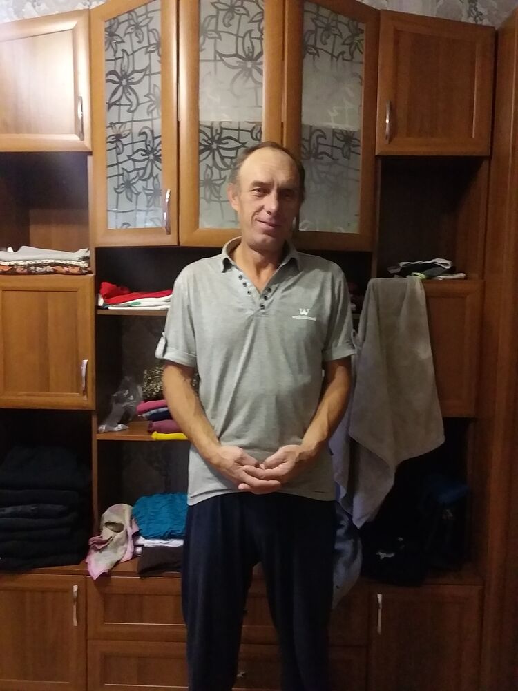  24359948  , 52 ,    