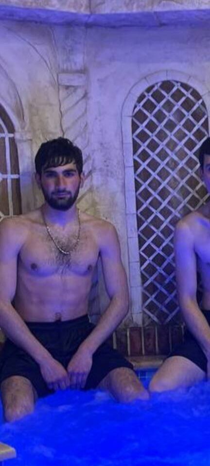  ,   Artur, 23 ,   ,   
