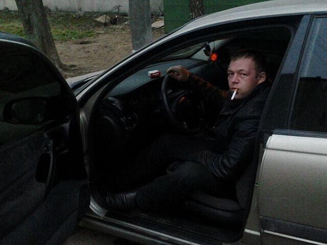  43920018  Andrei, 26 ,    