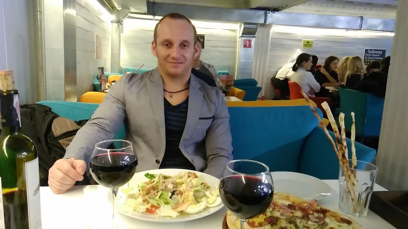  ,   Alexey, 39 ,   ,   