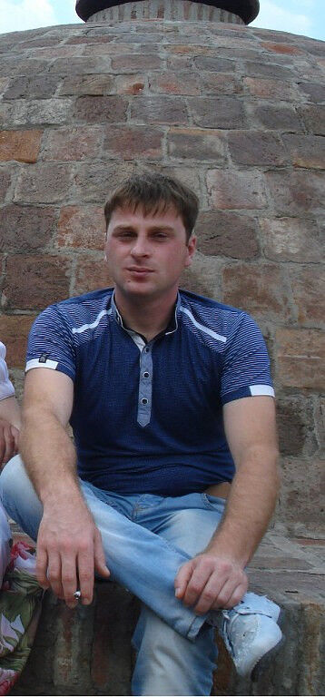  6325638  Jengo, 35 ,    