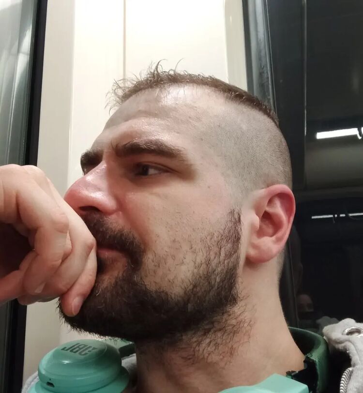  40508008  , 37 ,    
