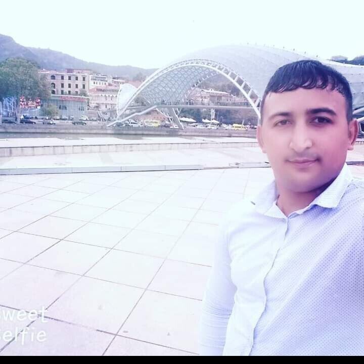  36678898  Coni, 33 ,    