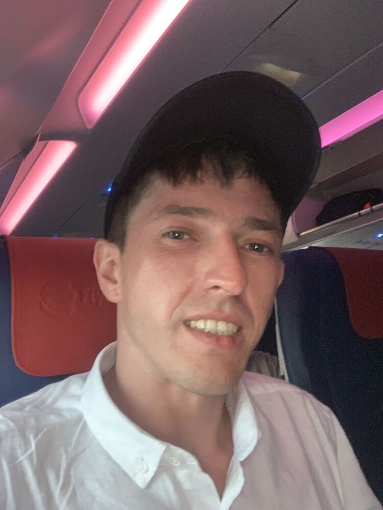  ,   Kirill, 38 ,   c 