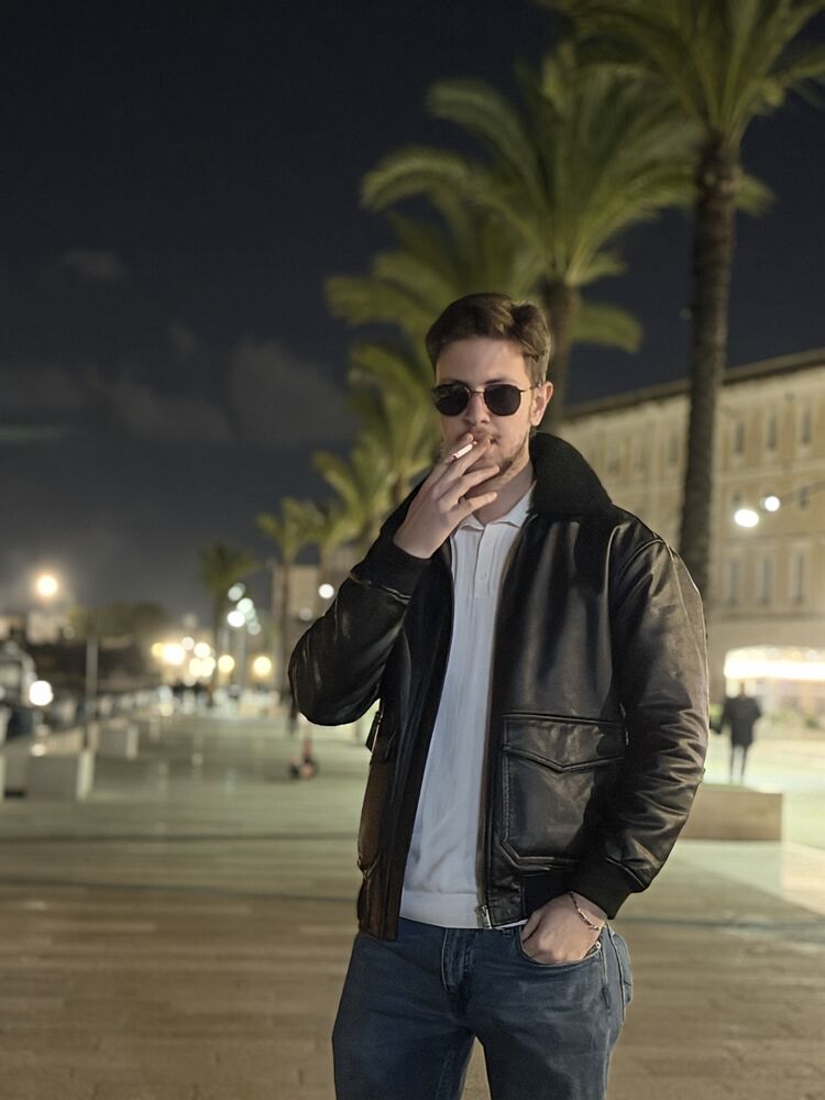  54666228  Emin, 24 ,    Roubaix