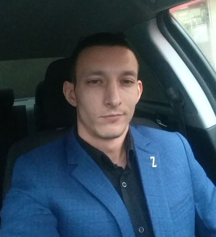  15937878  , 35 ,    