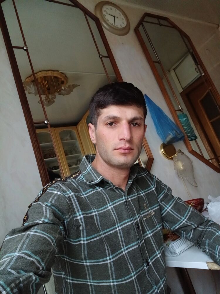  42639428  , 33 ,    