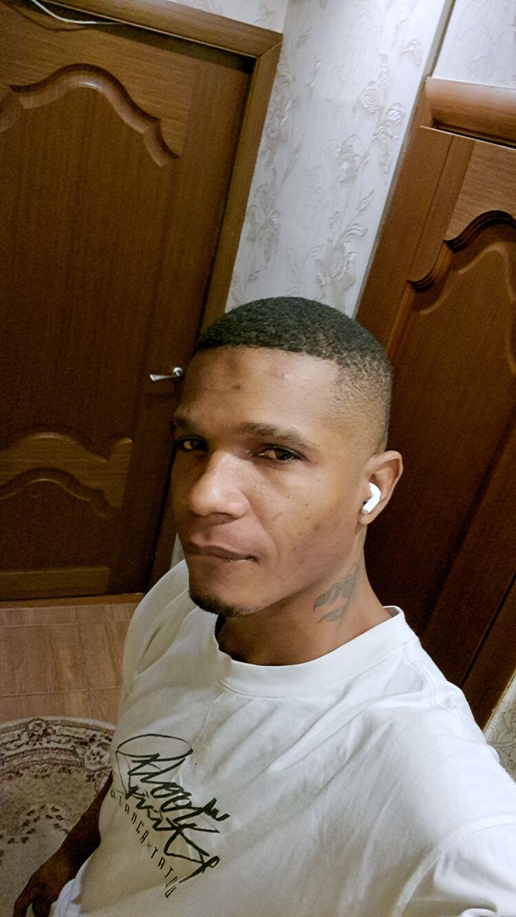  49067228  , 27 ,    