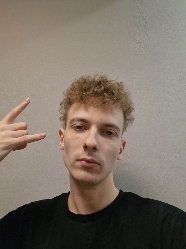  54254068  Ҹ, 23 ,    -