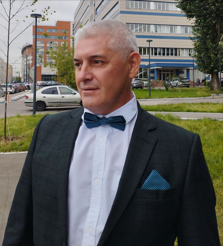 ���� 39453518 ������� �����, 54 ����, ���� ���������� � ������