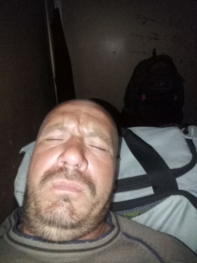  -,   Belyj, 37 ,     , c , 