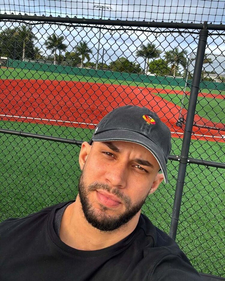 ���� 55338048 ������� Eliboi, 35 ���, ���� ���������� � ����������