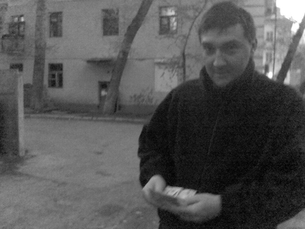  52690698  , 44 ,    -