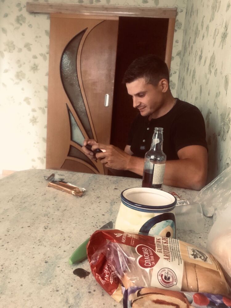 43198068  , 34 ,    