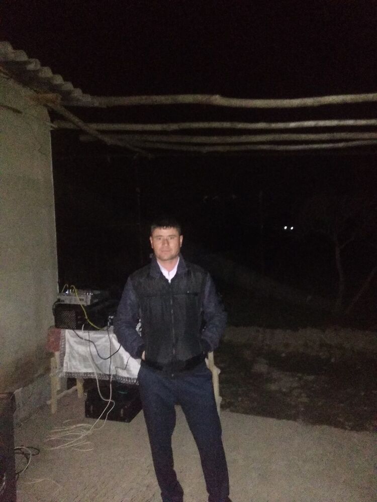  19204968  , 40 ,    