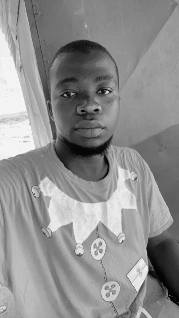  28921858  Mohamed, 30 ,    