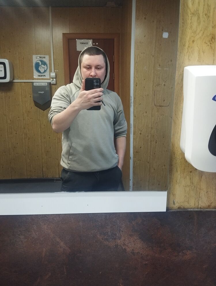  40921888  , 33 ,    