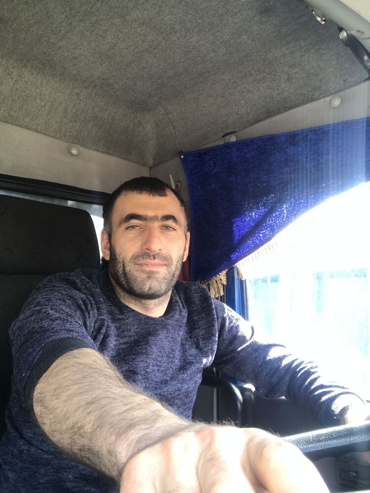  ,   Ryslan, 36 ,     