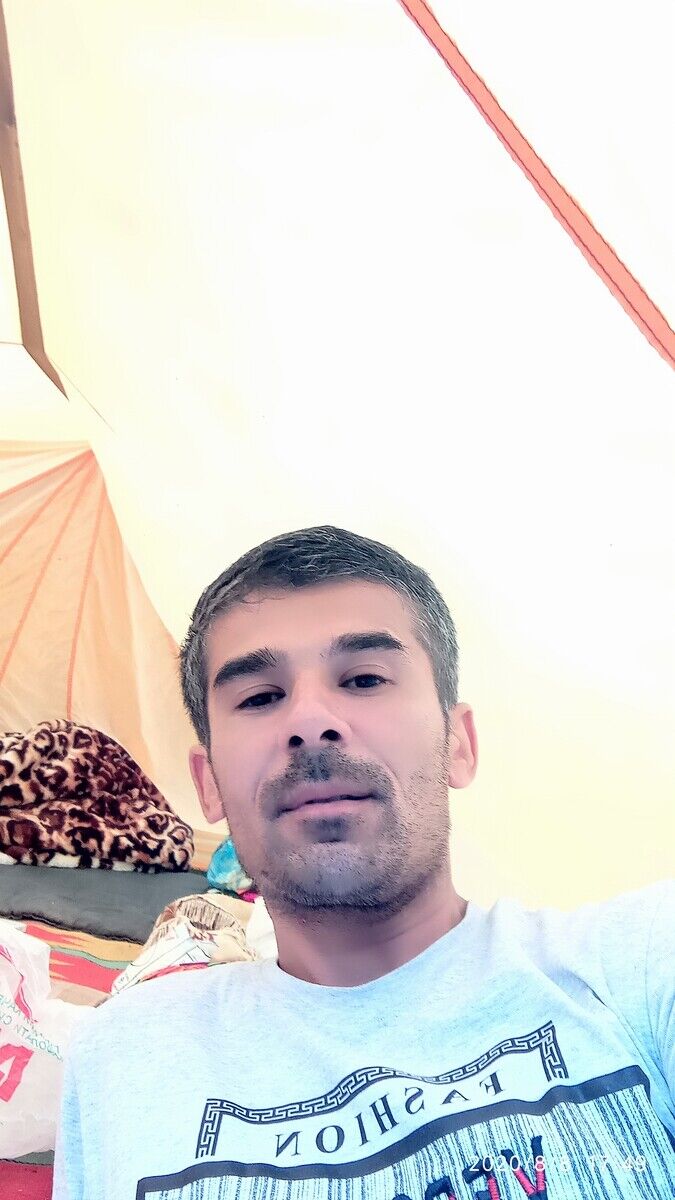  20932218  Mutalib, 43 ,    