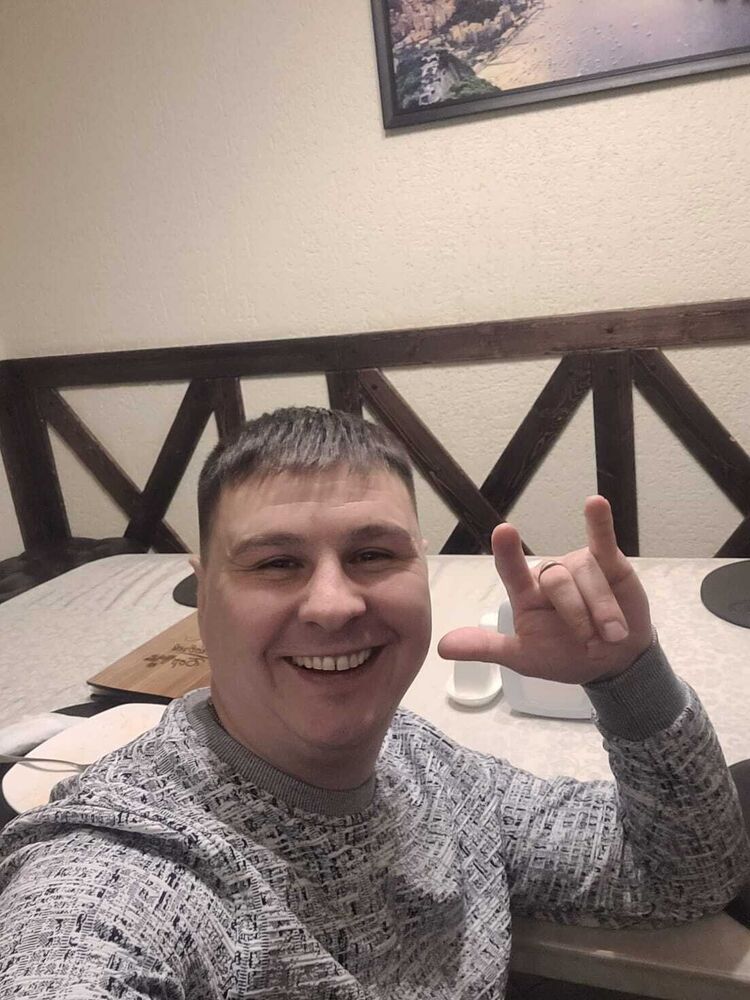  42882068  , 37 ,    