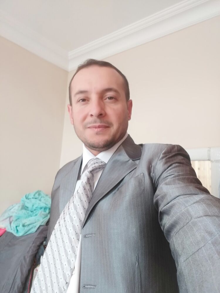  16749568  Abdullah, 43 ,    