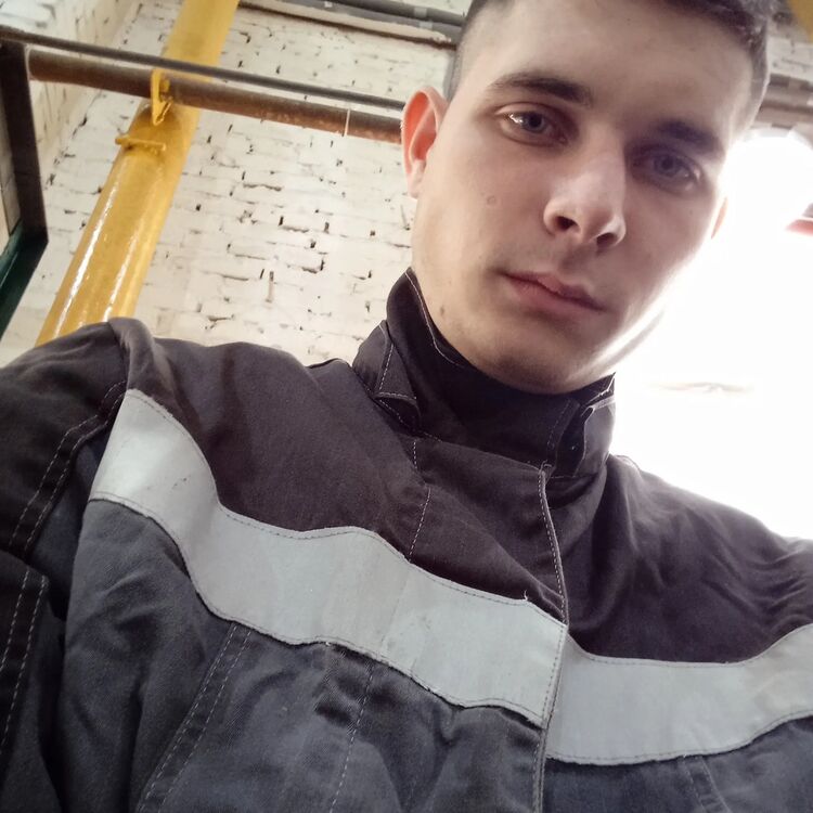  32478588  , 22 ,    
