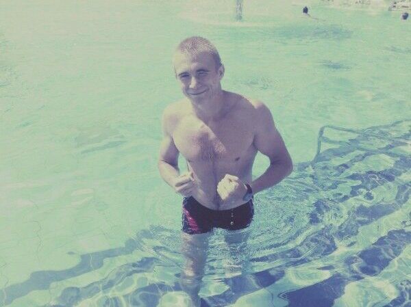  11056328  Ilya, 28 ,    