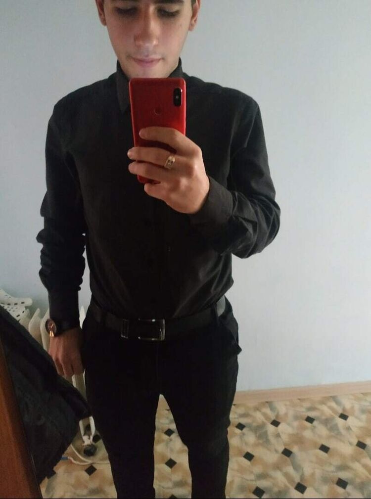  22398278  , 24 ,    