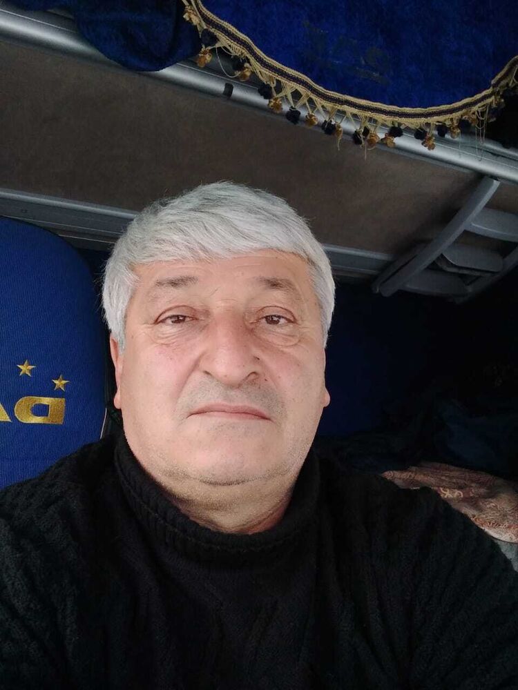  42256988  , 58 ,    