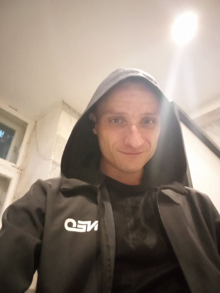  36527578  Dmitriypoil, 33 ,    