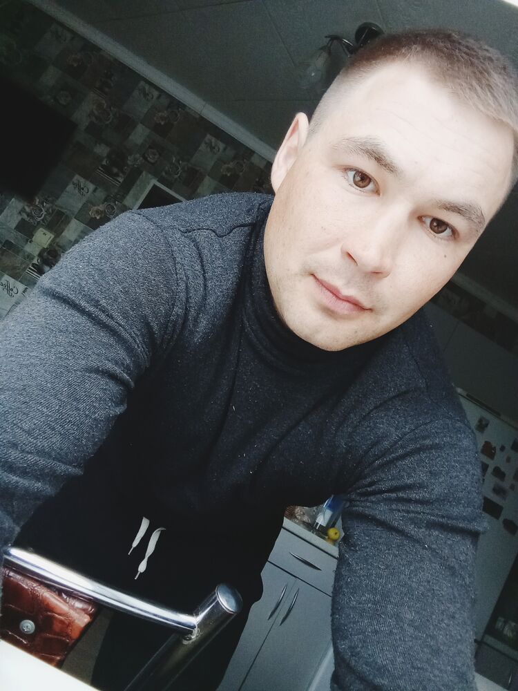  51868768  Alexey, 29 ,    