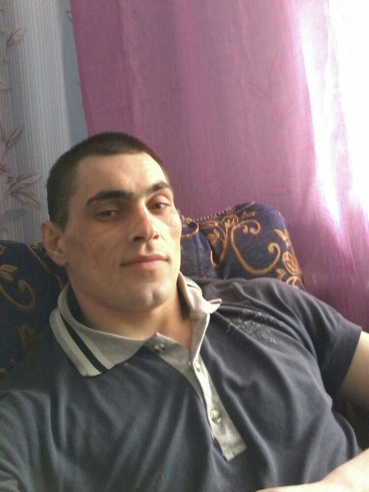 18256998  , 39 ,    