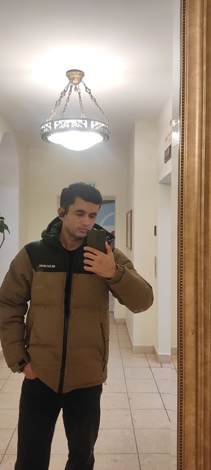  39044808  , 28 ,    