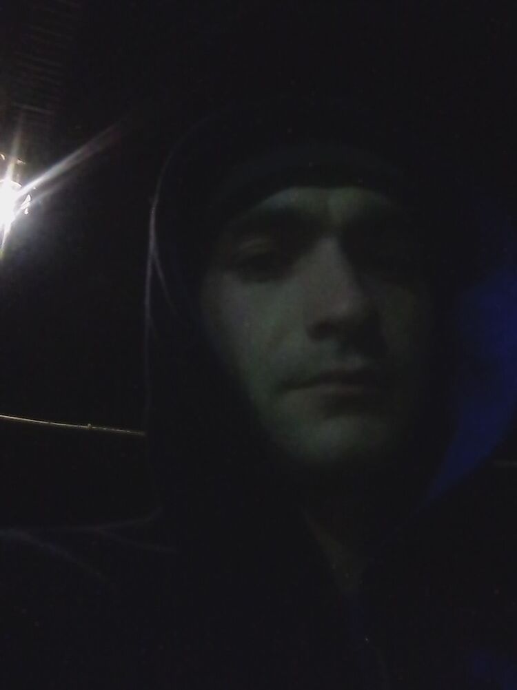  11003198  Dima, 33 ,    