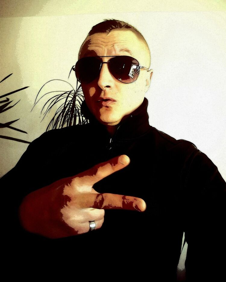  12709608  Oleg, 41 ,    
