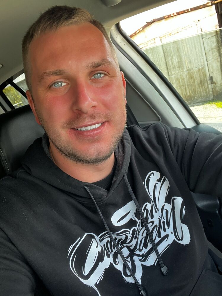 ���� 38023708 ������� Roman, 32 ����, ���� ���������� � ��������