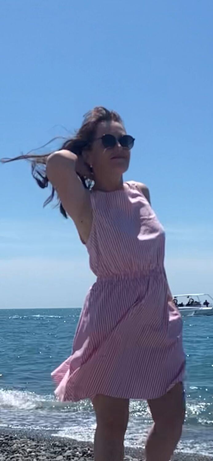  43527508  , 52 ,    -