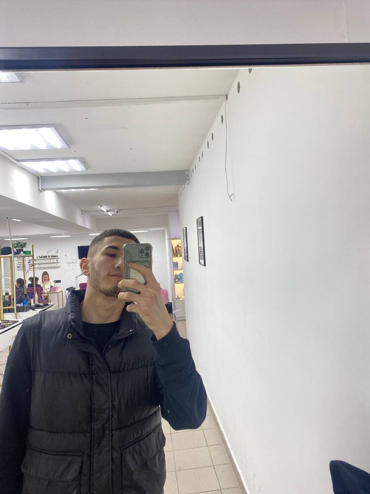  42326538  , 23 ,    